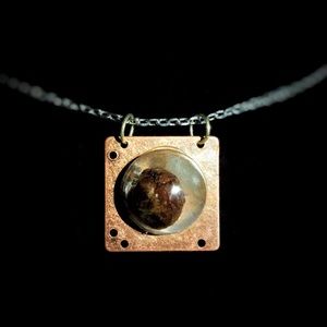 *HANDMADE* Garnet & Celestite Resin Necklace ❤️